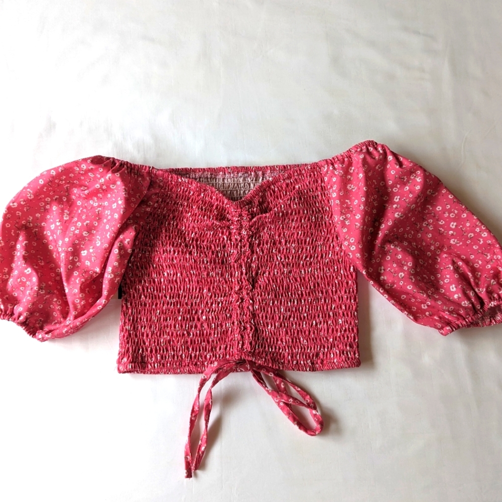 Arizona Jean Company Pink Smocked Crop Top with Puff Sleeves